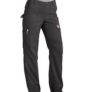 NWOT Koi Scrub Bottom